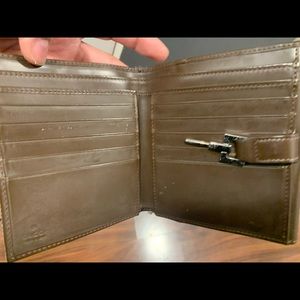 Vintage Gucci wallet